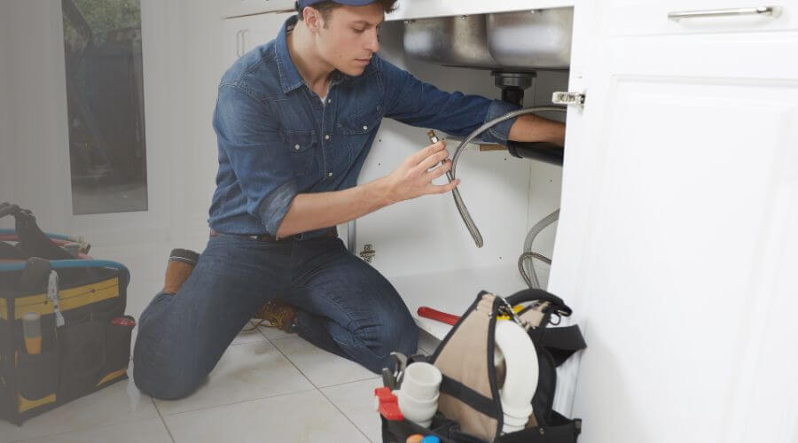 Local water heater installation in Paisley, FL